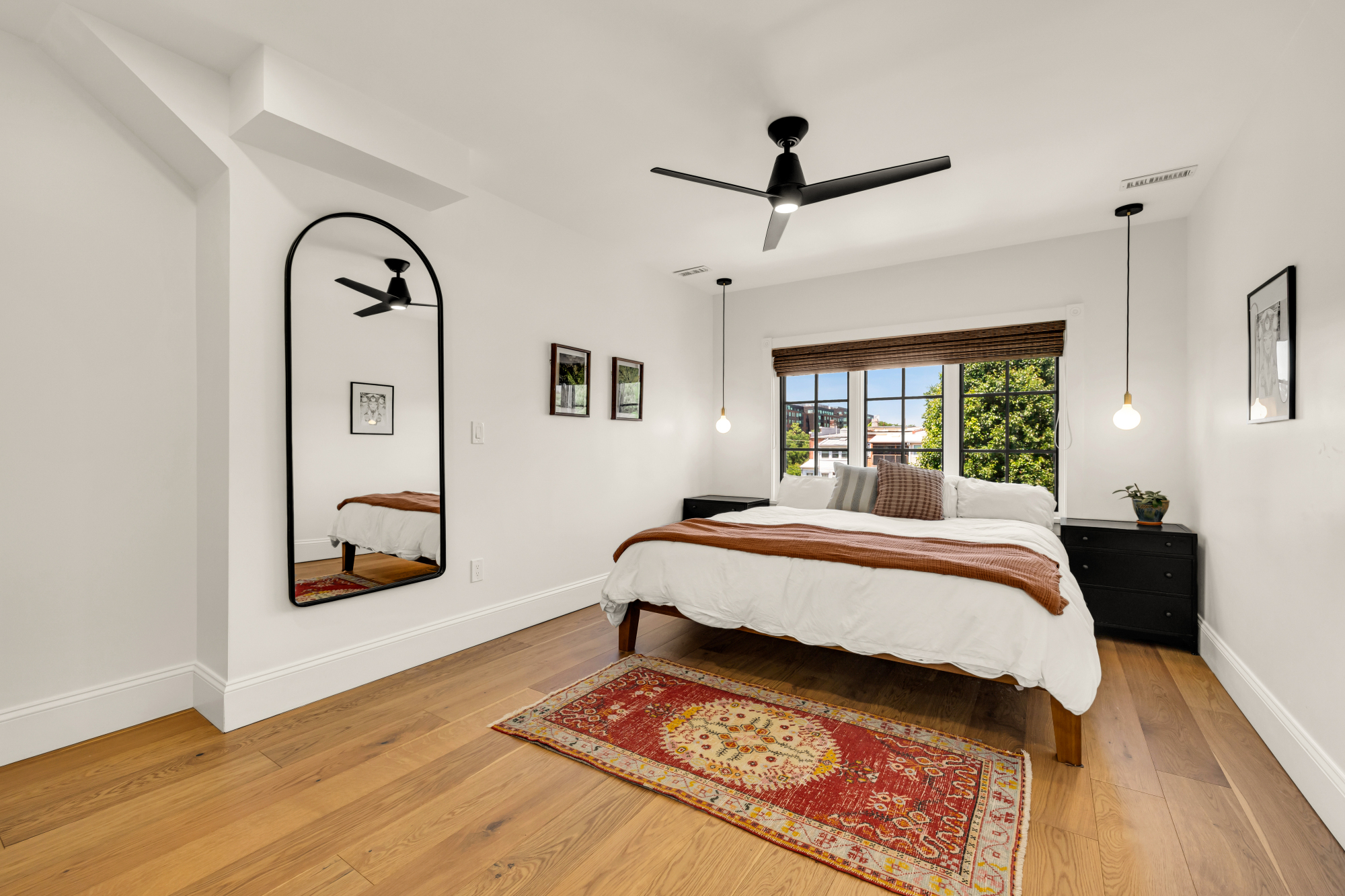 908 Girard Street NE_Bedroom
